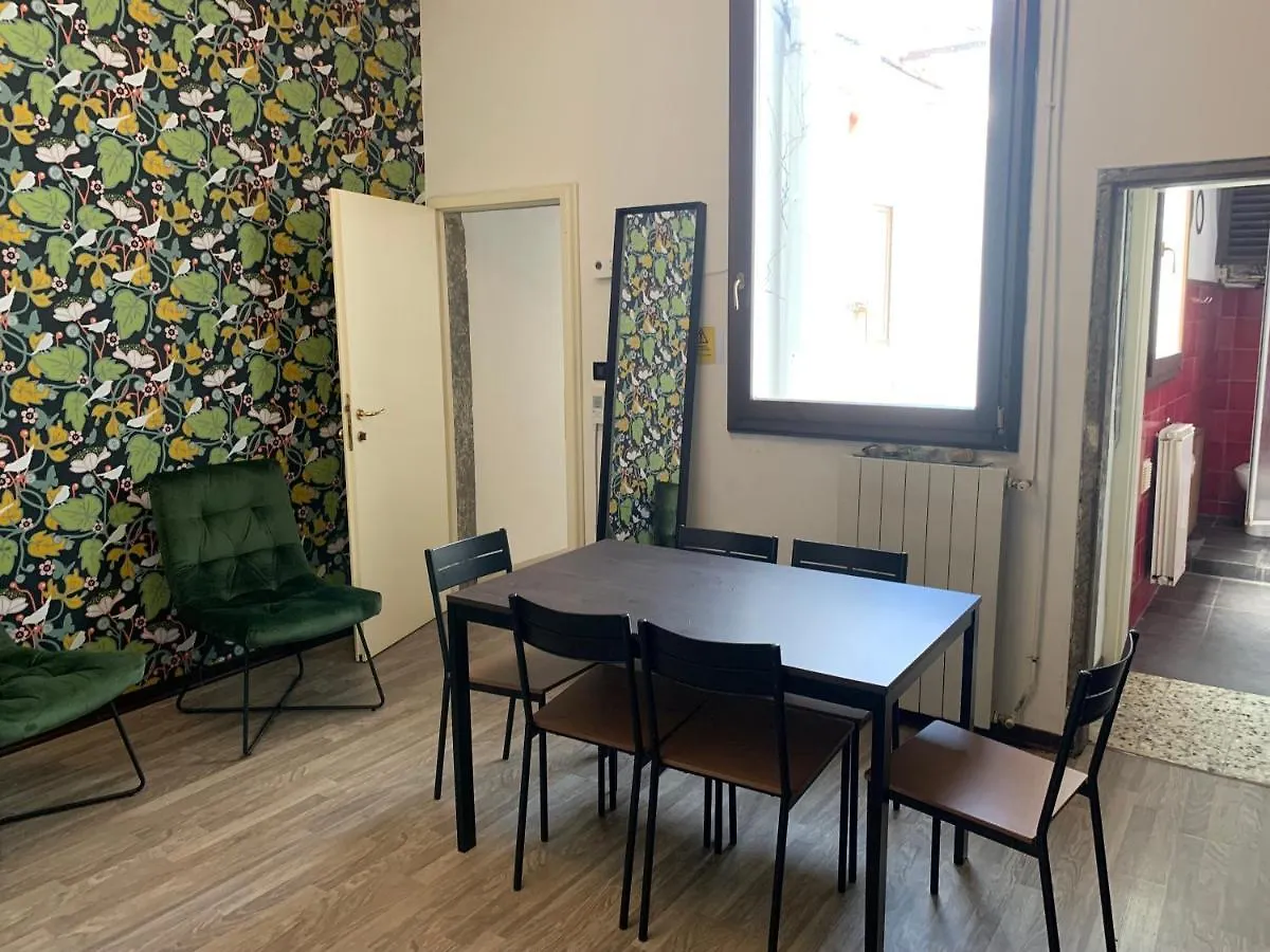 Faenza 79 Apartment Florença